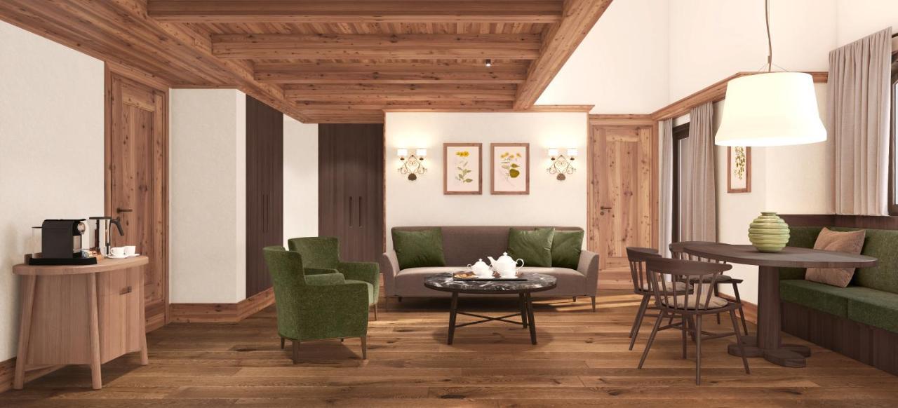 Faloria Mountain Spa Resort Cortina d'Ampezzo Exterior photo