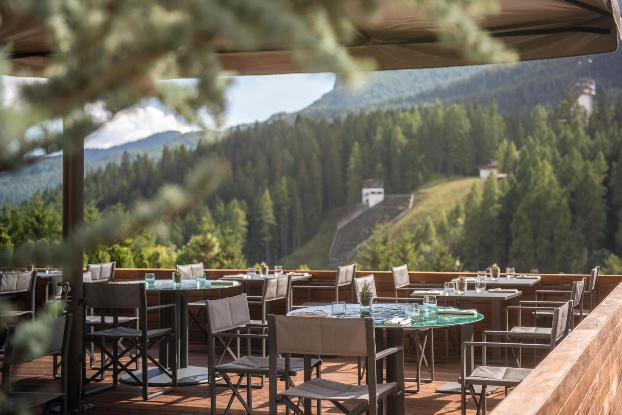 Faloria Mountain Spa Resort Cortina d'Ampezzo Exterior photo